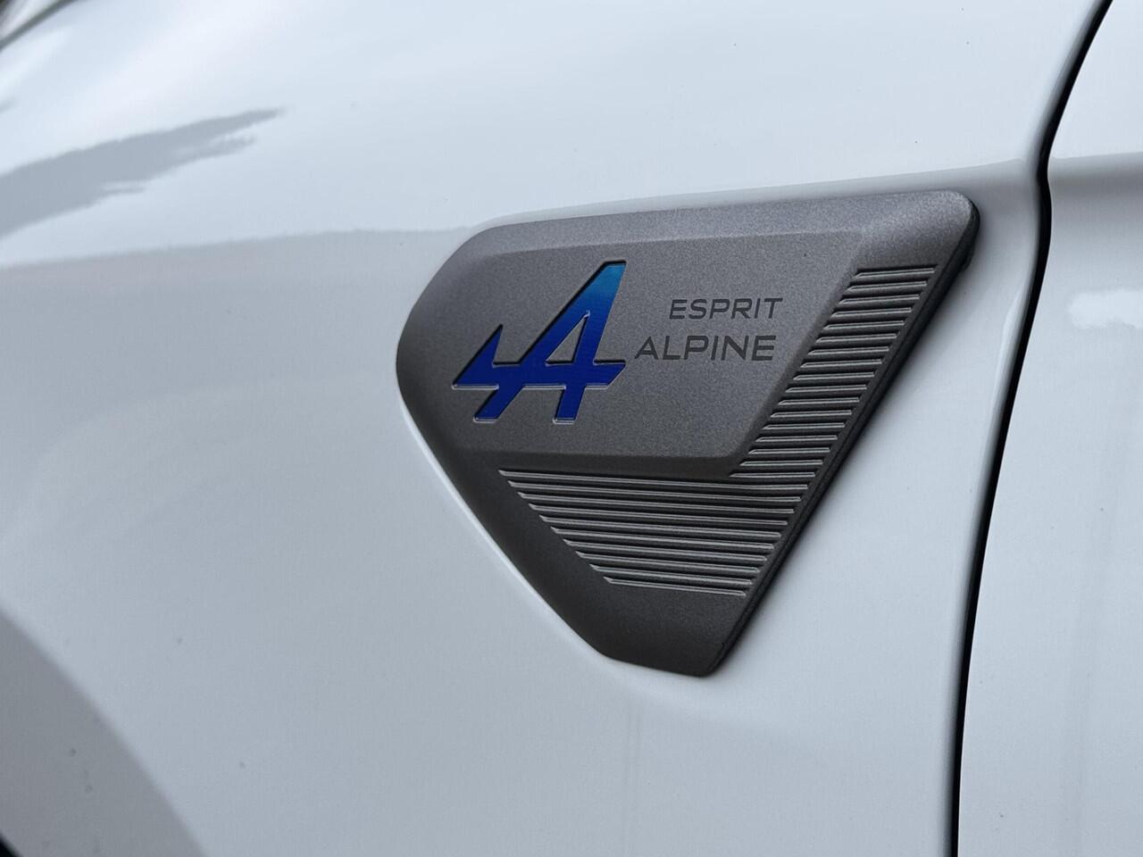 Renault CLIO 1.6 E-Tech Full Hybrid 145 esprit Alpine / Pack BOSE / Dodehoek / Adaptive Cruise Control / 360 Camera / PDC / Parkeer Assistent / Stoel & Stuurwiel verwarming / LED / NAP / DAB /