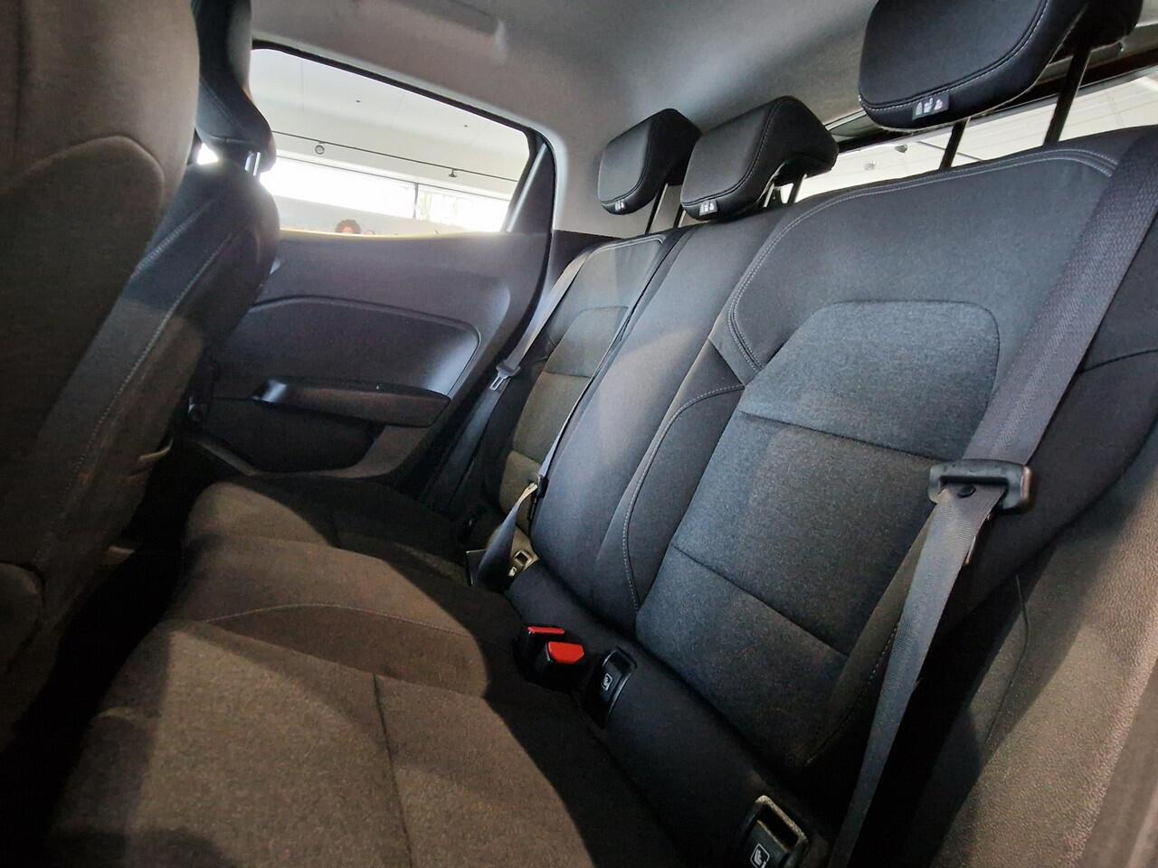 Renault CLIO 1.0 TCe Zen NAVIGATIE | TREKHAAK | PARKEERSENSOREN ACHTER | LICHTMETALEN VELGEN