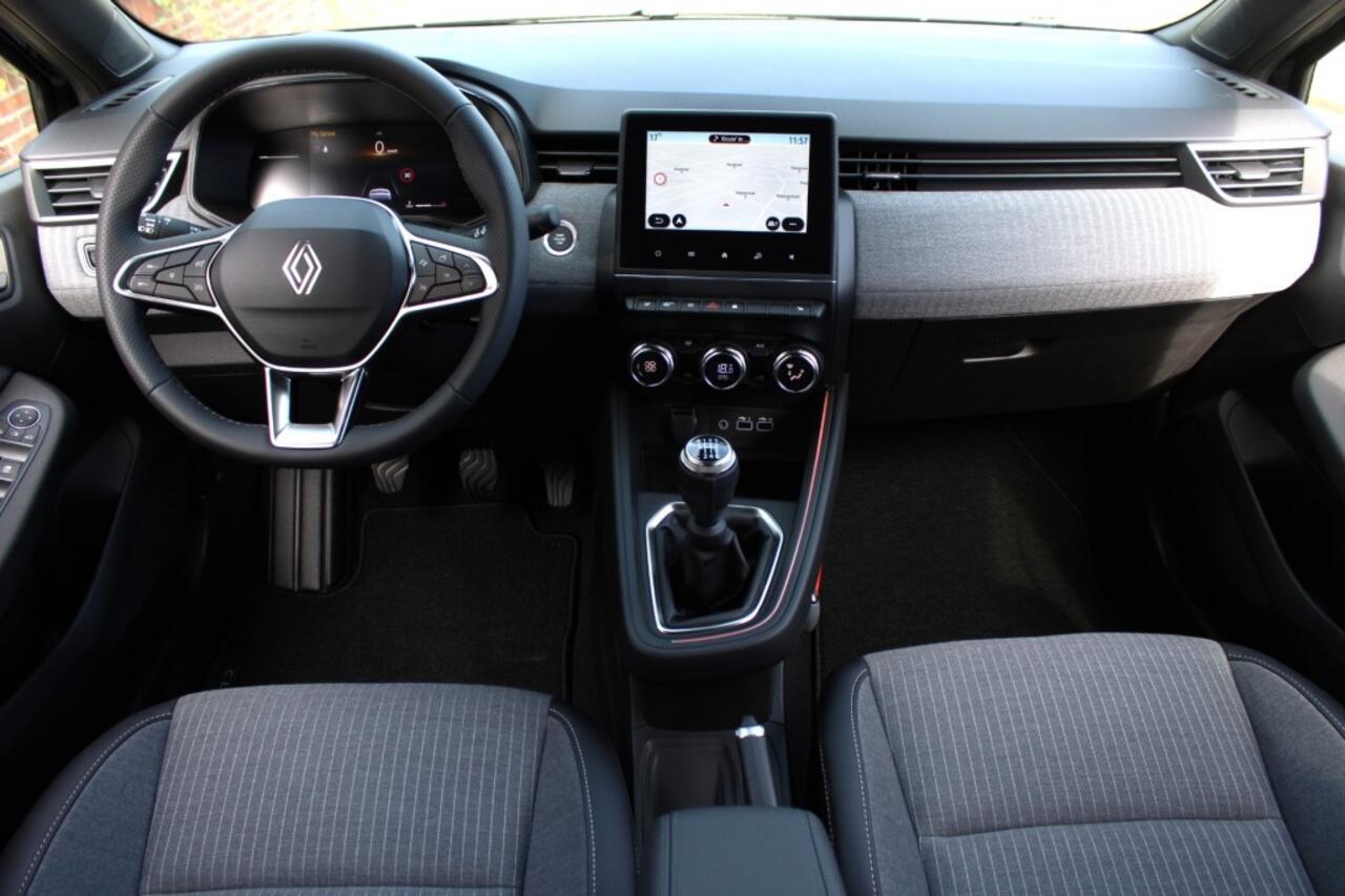 Renault CLIO TCe 90 pk met pack winter