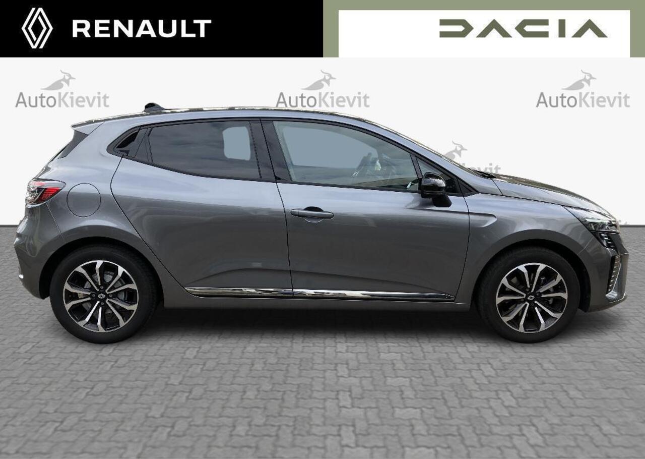 Renault CLIO 1.6 E-Tech Full Hybrid 145 techno - Demo