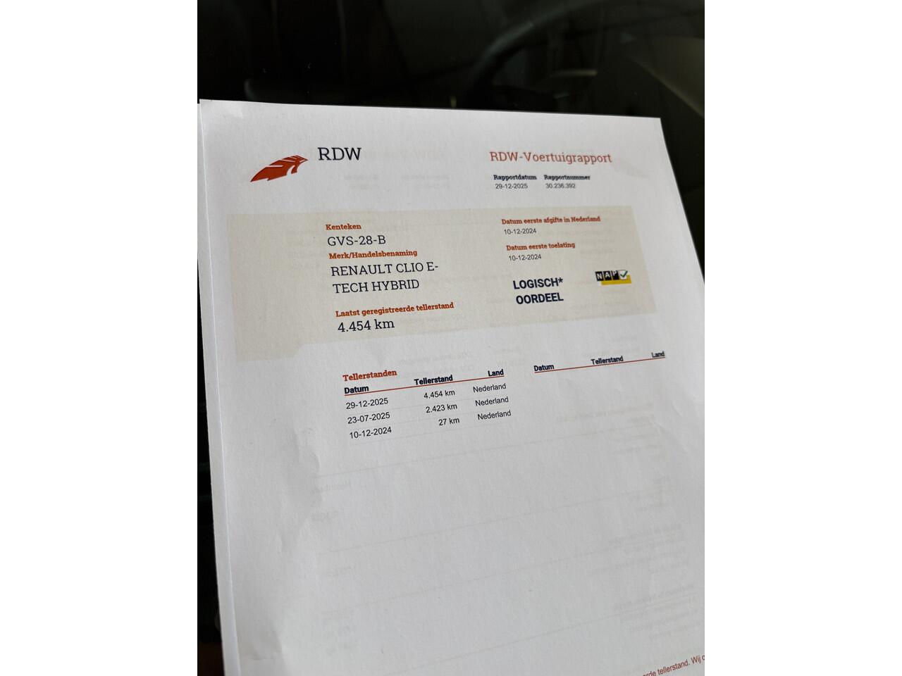 Renault CLIO 1.6 E-Tech Full Hybrid AUT 145 techno | Navigatie | Stoelverwarming | Climat Control | 360 Camera