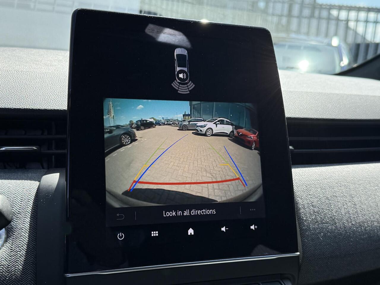 Renault CLIO 1.0 TCe 90 GPF techno | Camera | Navigatie | 17" Lichtmetalen Velgen