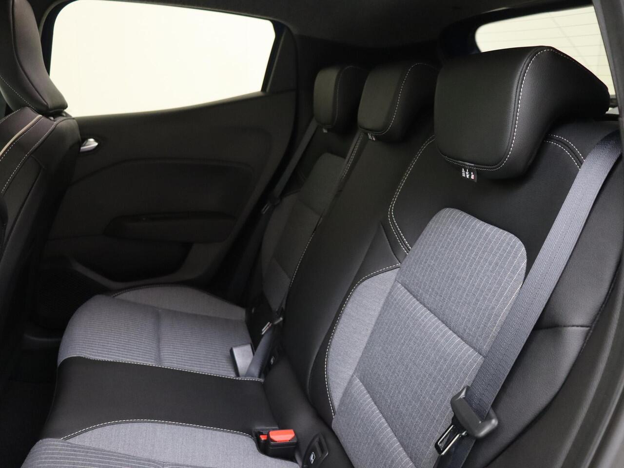 Renault CLIO 1.0 TCe 90 PK GPF techno | Pack Look