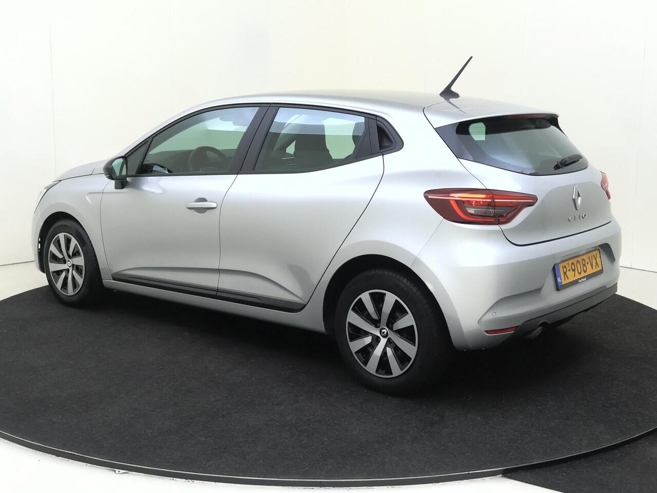 Renault CLIO 1.0 TCe 90PK Equilibre | All-Seasonbanden | Full-Map Navigatie | PDC Achter | Licht- & Regensensor | LED-Verlichting | Cruise Control & Snelheidsbegrenzer | Apple Carplay & Android Auto | Lane Assist