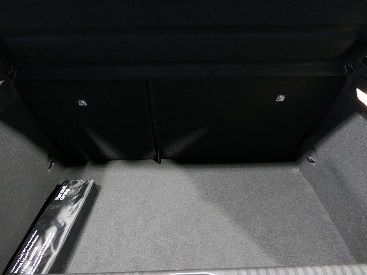 Renault CLIO 1.6 E-Tech Full Hybrid 145 techno - Occasion Lease vanaf ¤429 p/m - Camera - Apple carplay / Android auto - Sensor achter