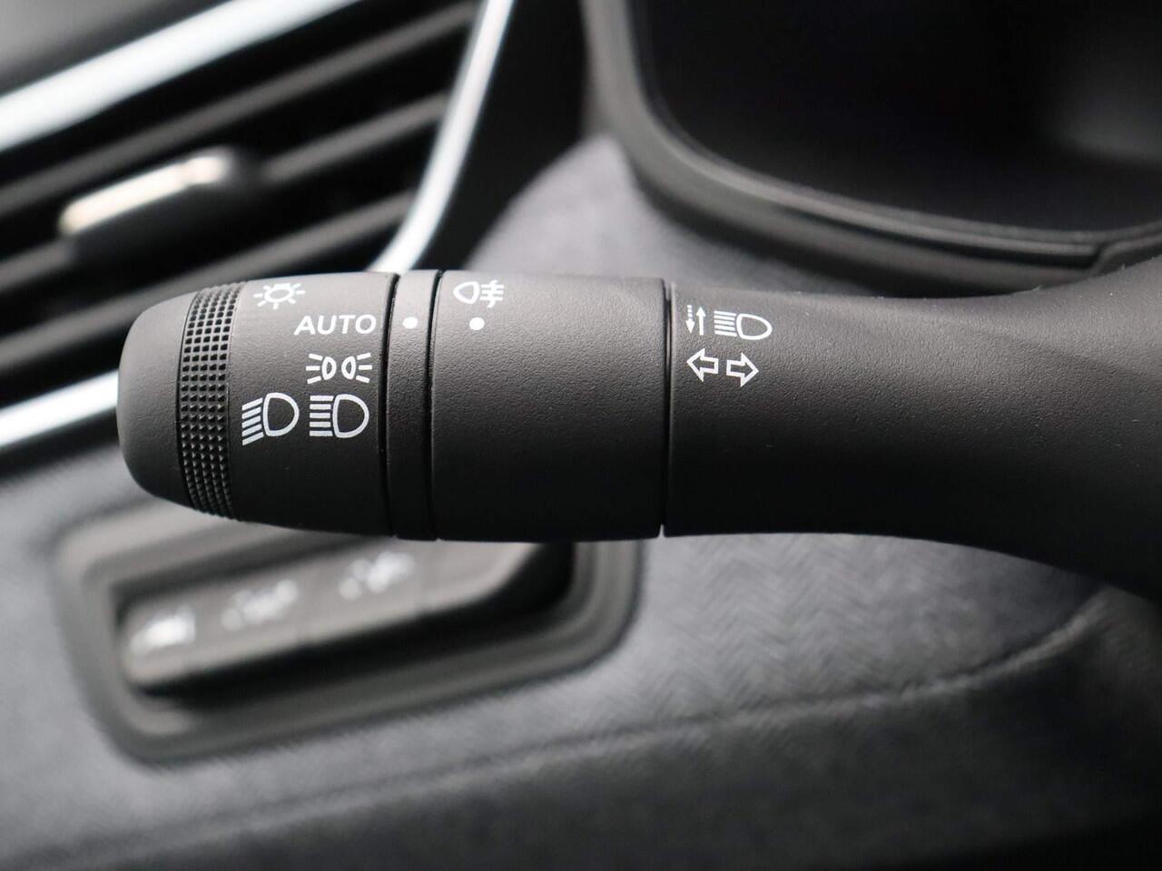 Renault CLIO TCe 90pk GPF techno | Stoel- en stuurwielverwarming | Digitaal dashboard | Grootscherm naviagie |