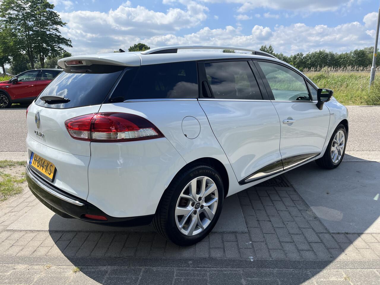 Renault CLIO Estate 0.9 TCe Limited / Keyless / Airco / PDC Achter / Cruise / Applecarplay - Androidauto / DAB /