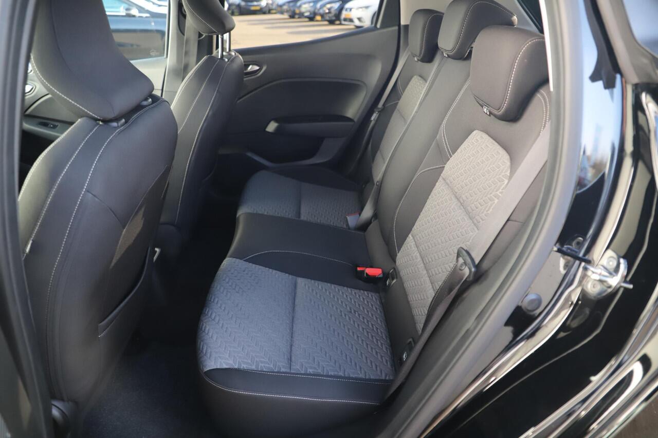 Renault CLIO 1.0 TCe 90 Evolution 16 inch LMV Navigatie Carplay Android Airco Cruise Control Rijstrooksensor Parkeersensor Getint Glas