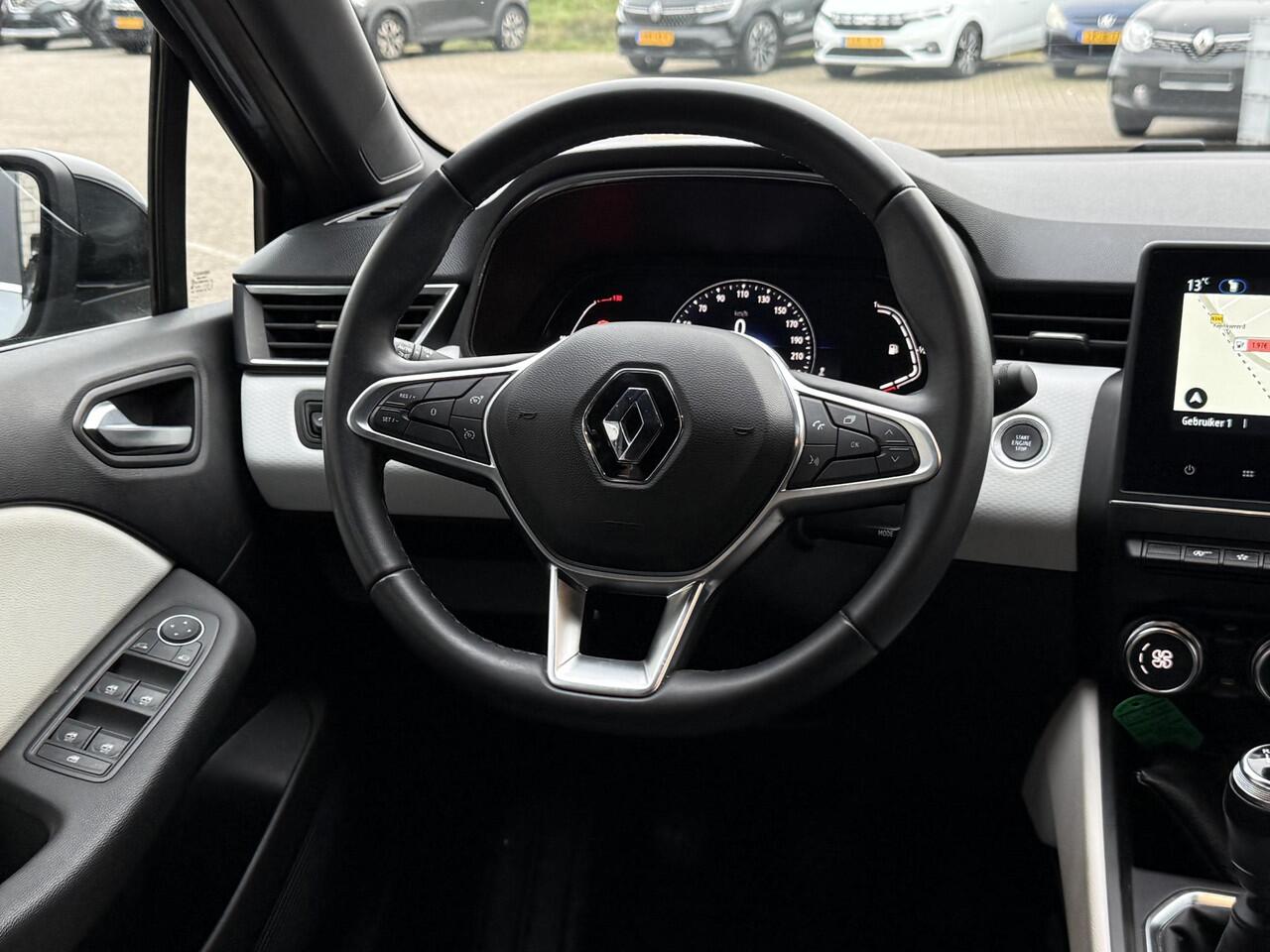 Renault CLIO 1.0 TCe 90 Techno | NAP | Navigatie | Achteruitrijcamera | Climate Control | Key-less | DAB | LED | Parkeersensoren |