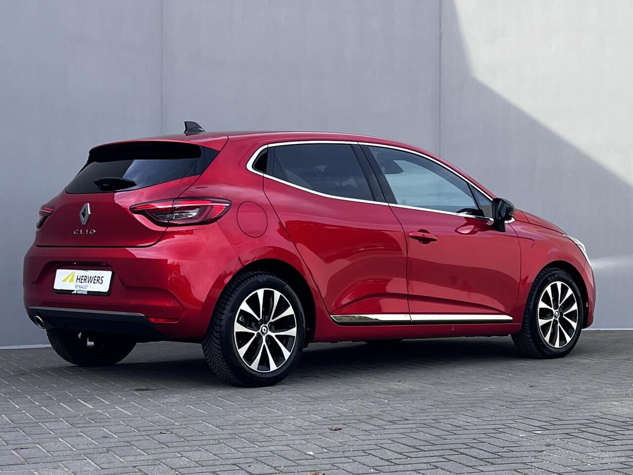 Renault CLIO 1.0 TCe 90 Techno / Navigatie / Stuur- en stoelverwarming / Apple Carplay Android / 16" LM wielen + All Season banden /