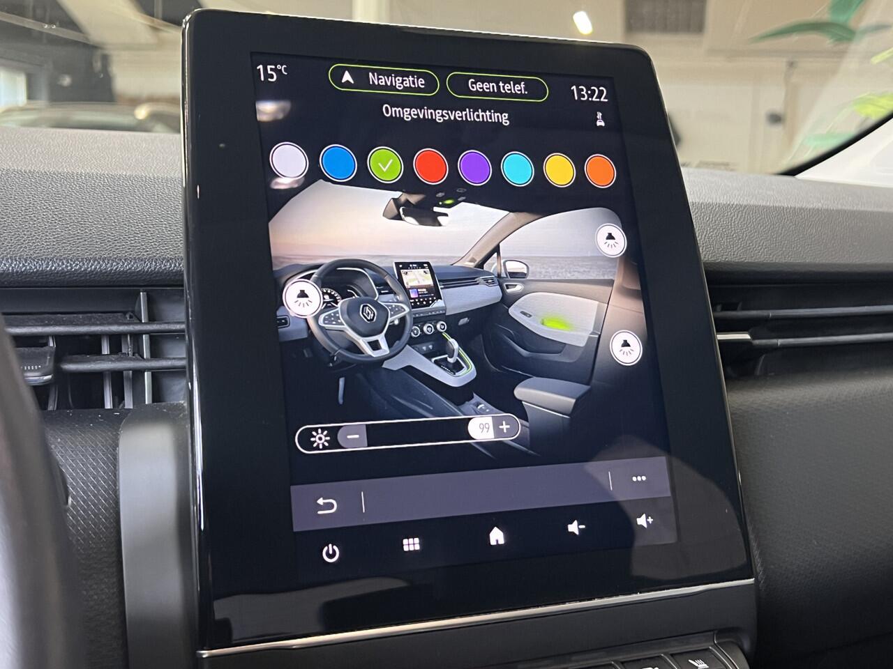 Renault CLIO 1.3 TCe 130pk Intens | Groot Navi | 360 Camera | Stoel verwarming | 17 inch | Keurig nette Clio 5 automaat met 130pk!