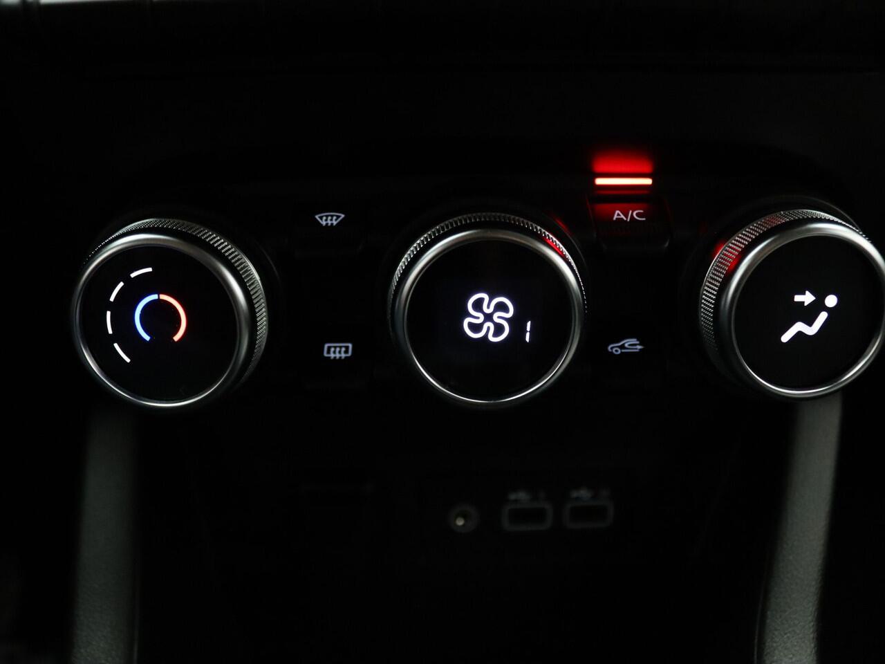 Renault CLIO E-Tech Full Hybrid 145pk evolution Airco | Camera | Carplay | Parksens. achter