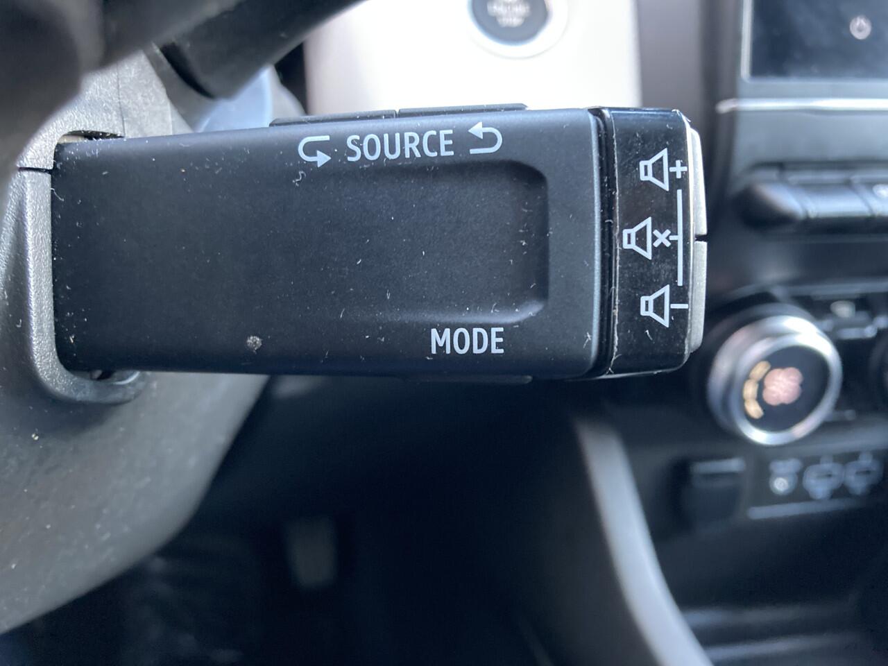 Renault CLIO 1.0 TCe 90 Evolution Apple/Android Auto | Led | Cruise