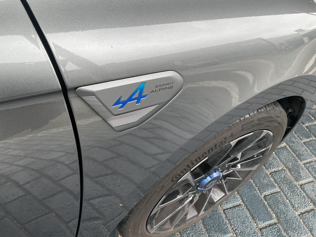 Renault CLIO 1.0 TCe 90 GPF esprit Alpine / Demo Hillegom / Lichtmetalen wielen 17" 'La Fleche met blauwe naafkap' /