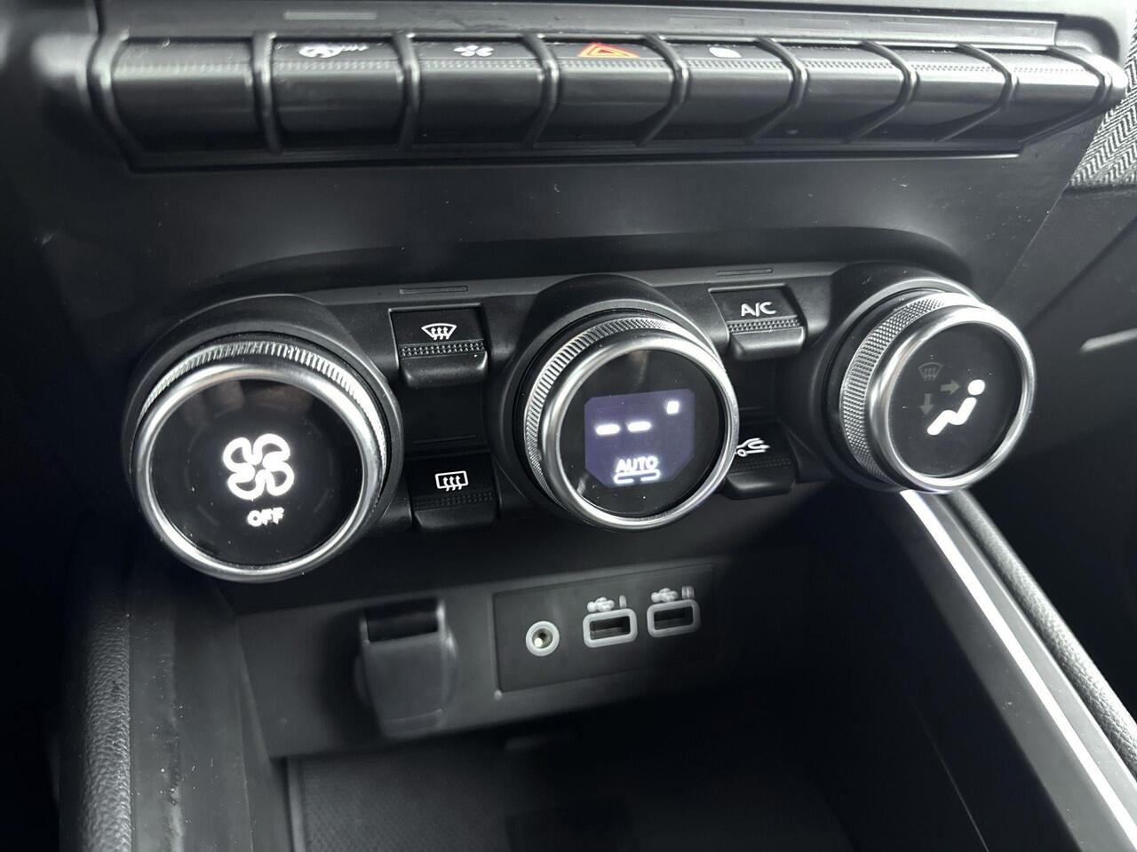 Renault CLIO 1.0 TCe 90Pk GPF Techno | Navigatie met 9.3 Inch Scherm | Climate Control | Cruise Control | Parkeersensoren incl. Camera | Apple Carplay/Android Auto | Keyless Entry 7 Start | Lichtmetalen Velgen 16 Inch |