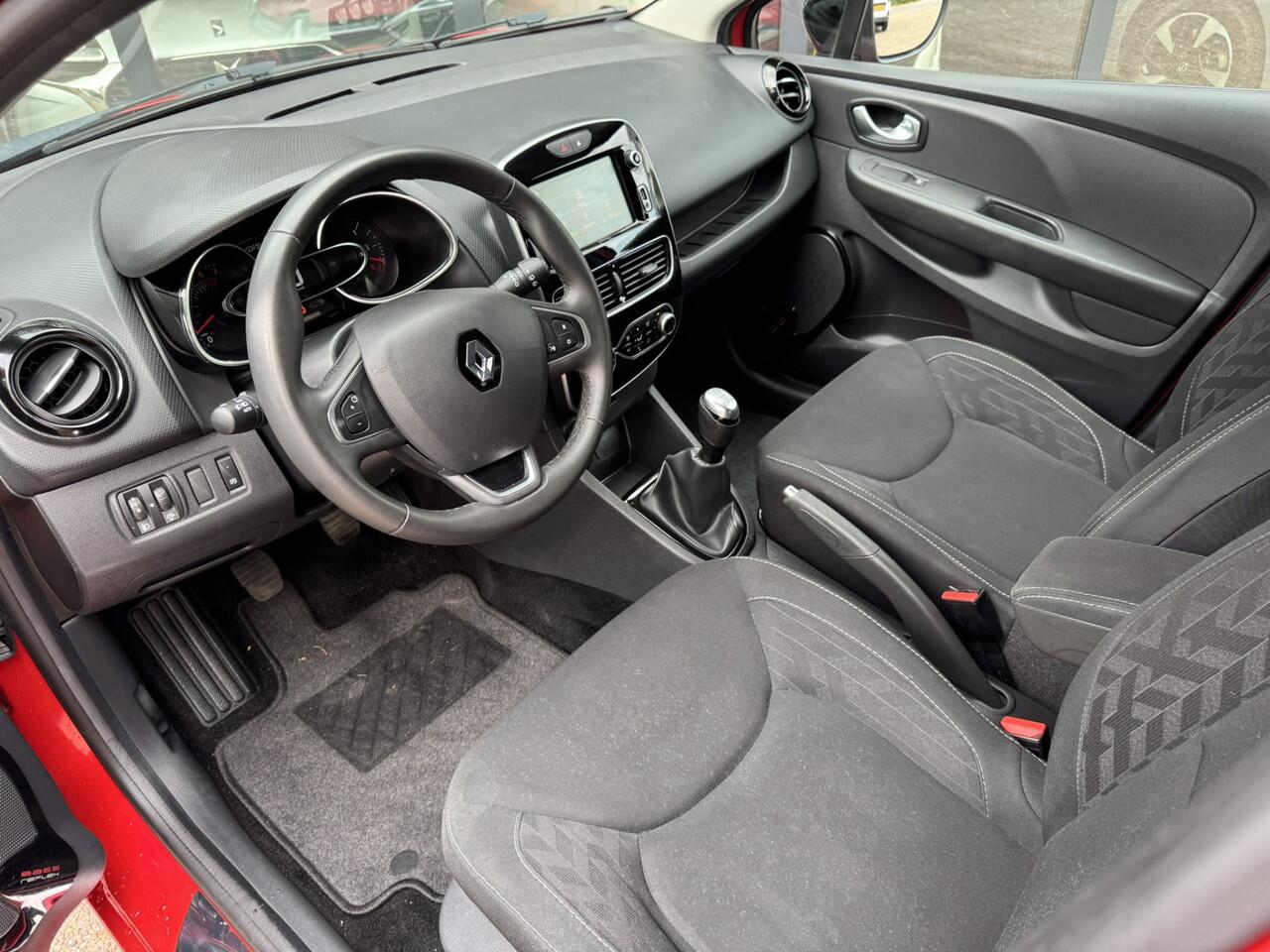 Renault CLIO Estate 0.9 TCe Limited*Navi*ECC*