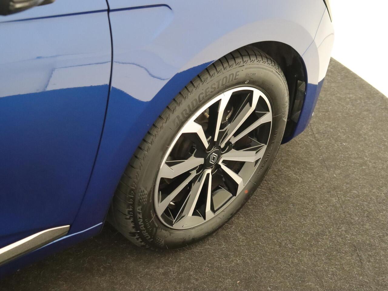 Renault CLIO 1.0 TCe 90 GPF techno | Navigatie | Cruise & Climeate Control| Achteruitrijcamera | LM Velgen| Privacy Glass