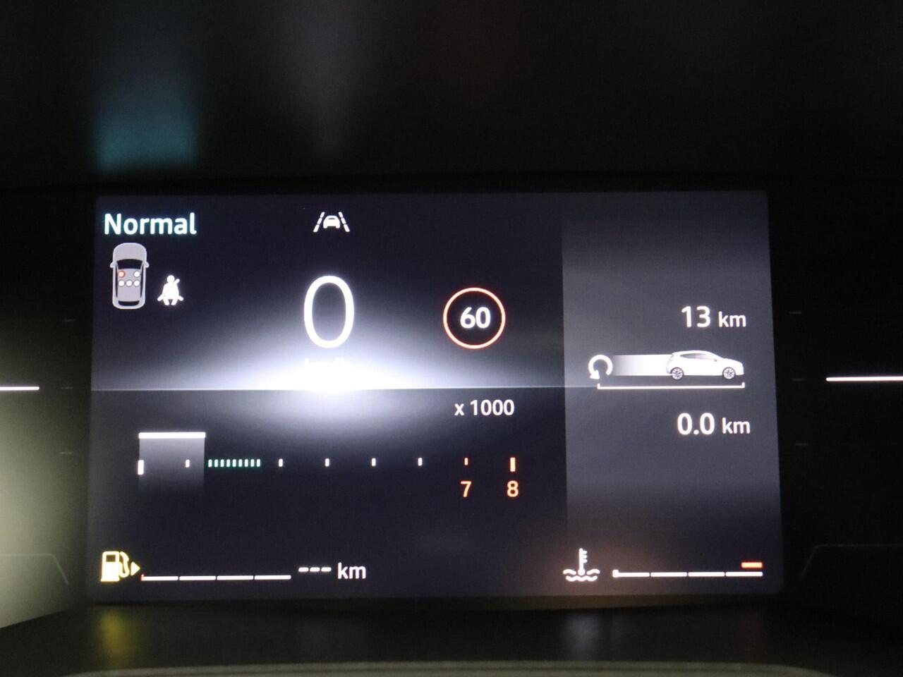 Renault CLIO Evolution Hybrid 145 | Cruise control met snelheidsbegrenzer | Handbediende airconditioning | Lane Departure Warning met Lane Keep Assist