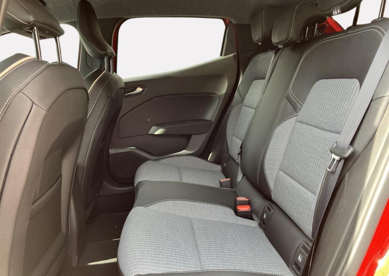 Renault CLIO 1.0 TCe 90 GPF Techno - Demo / Pack navigation techno - Pack winter - Pack Look 17"