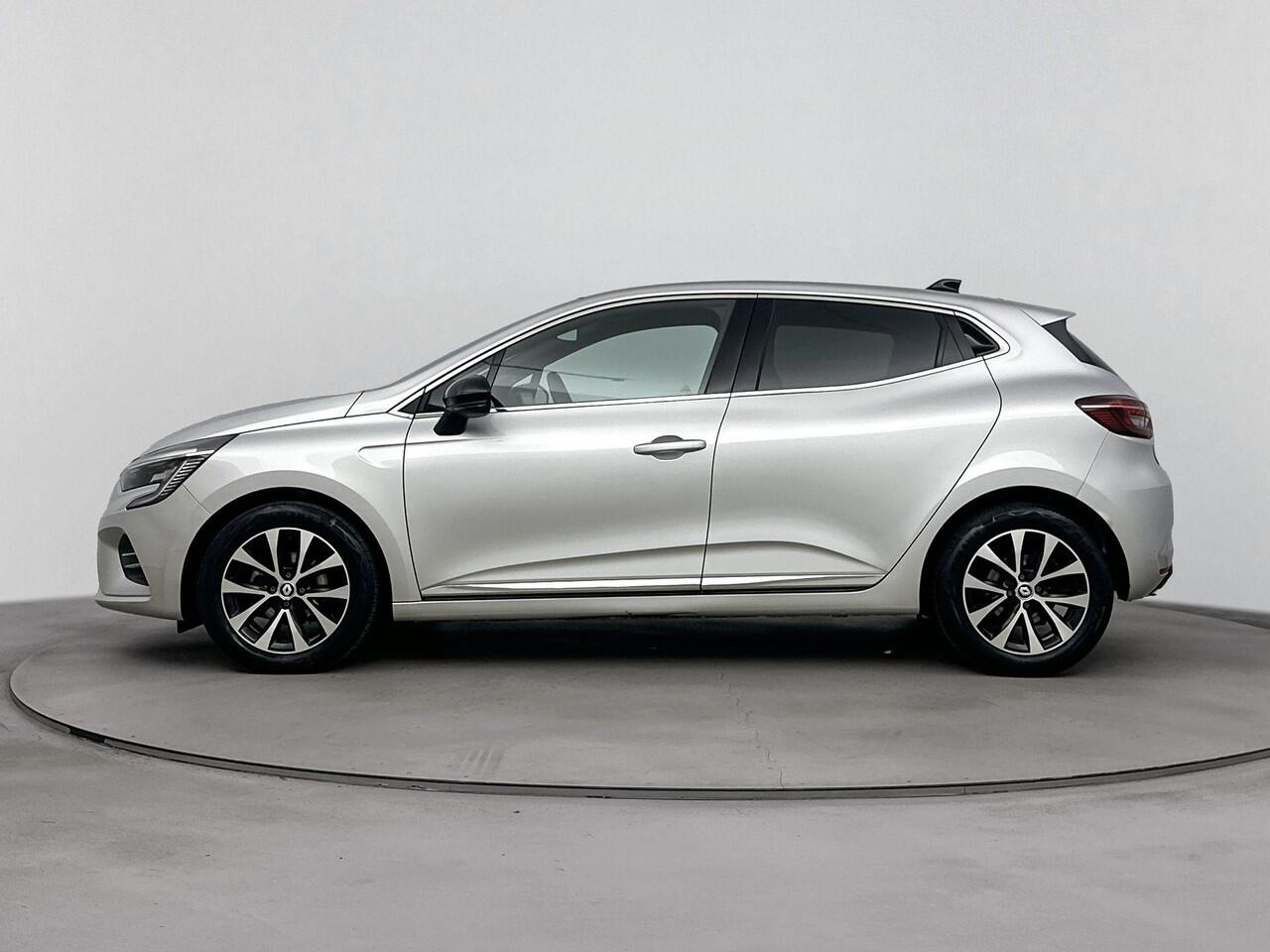 Renault CLIO 1.0 TCe 90Pk Techno | Navigatie | Apple & Android Carplay | Climate Control | Achteruitrijcamera | Parkeersensoren Achter | Privacy Glass | Keyless Entry | Cruise Control & Snelheidsbegrenzer |