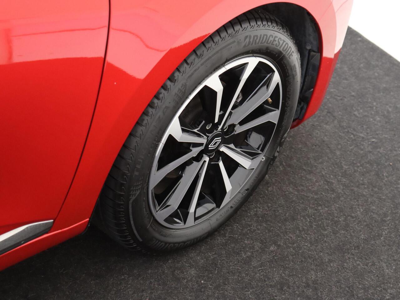 Renault CLIO 1.0 TCe 90 GPF techno Clima | LM velgen | Metallic lak