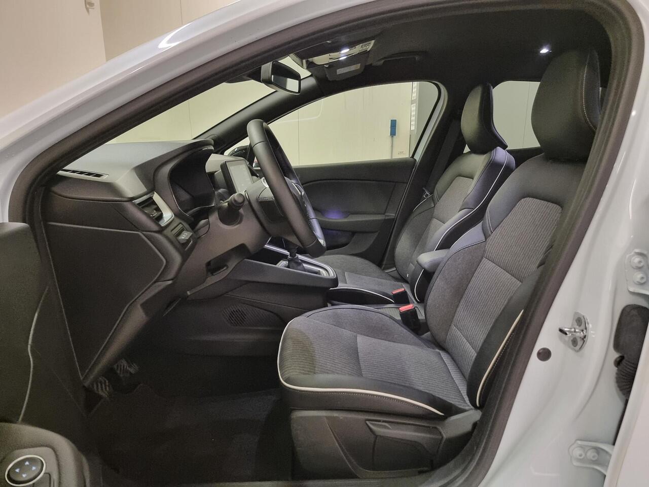 Renault CLIO 1.0 TCe 90 Techno | Navigatie | Achteruitrijcamera | Cruise Control | Parkeersensoren V+A |