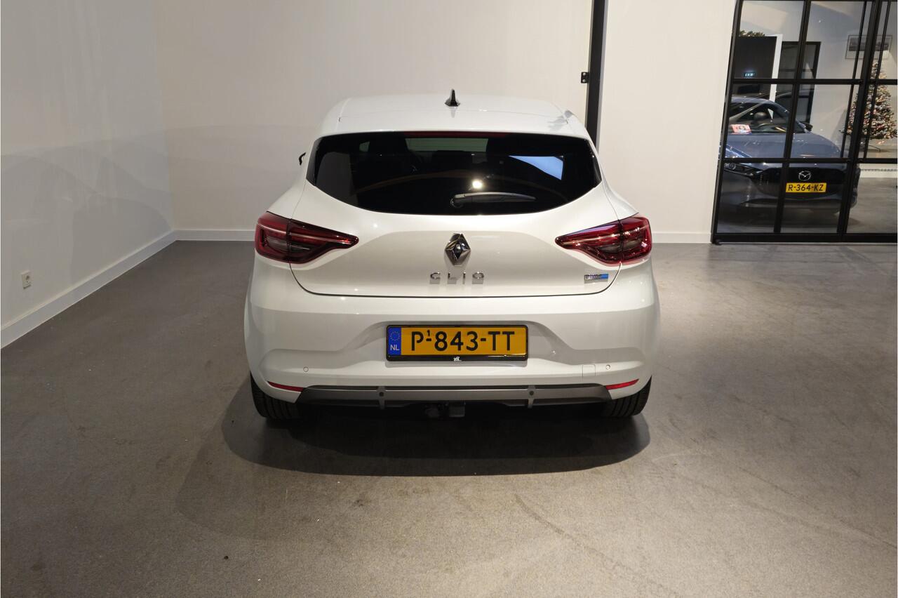 Renault CLIO 1.6 E-Tech Hybrid 140 R.S. Line - Stoelverwarming - Apple Carplay/Android Auto - Trekhaak - Parelmoer - Dodehoekdetectie - Leder - Virtual Cockpit