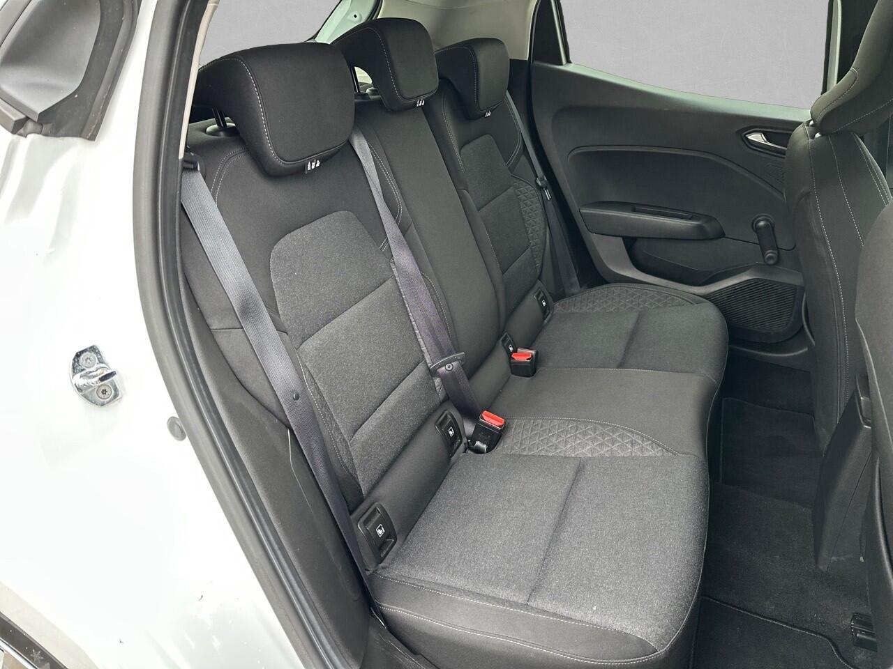 Renault CLIO 1.0 TCe 100PK Zen ECC / TREKHAAK / PDC / CRUISE