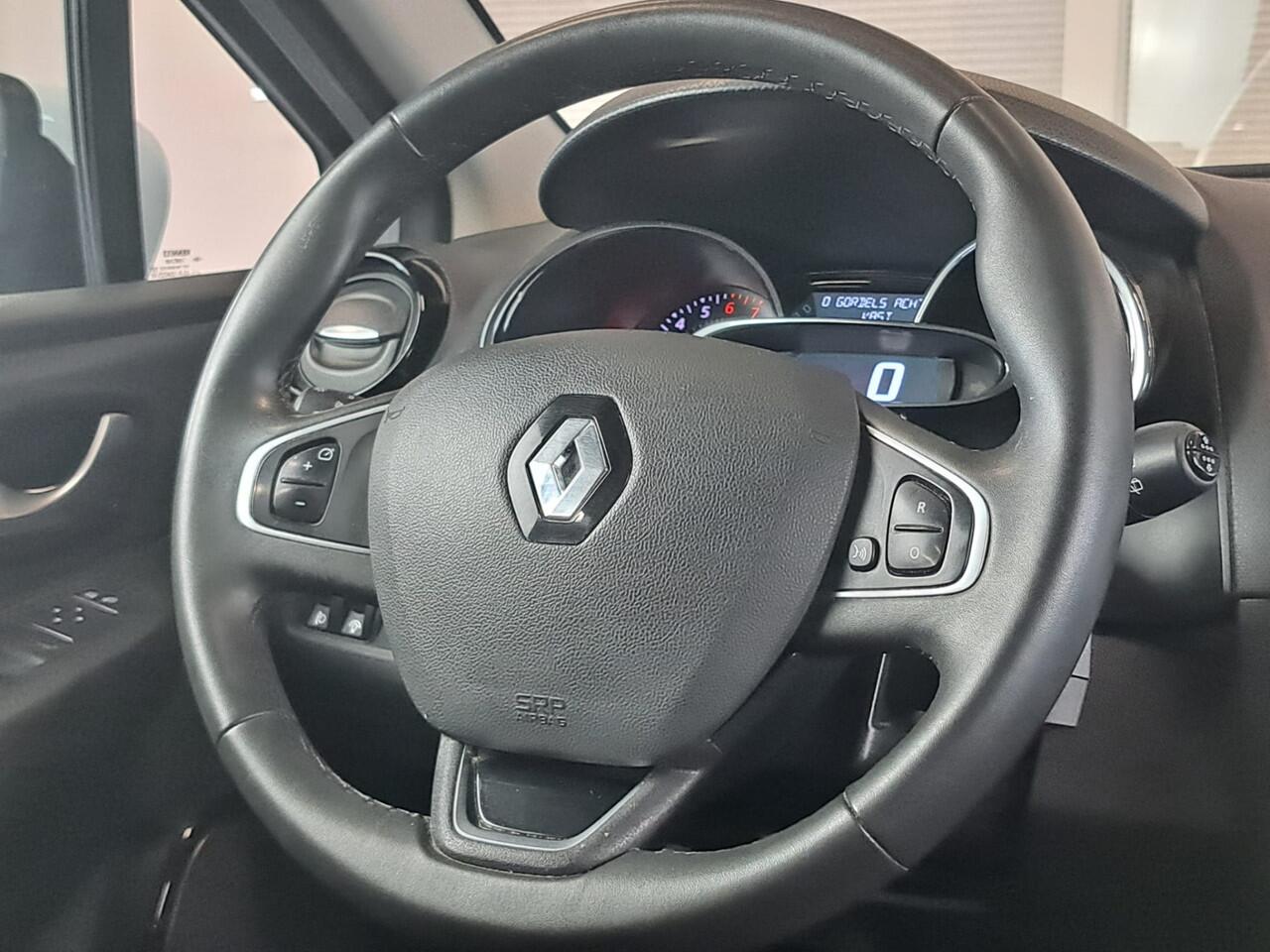 Renault CLIO Estate 0.9 TCe Limited + NAVI