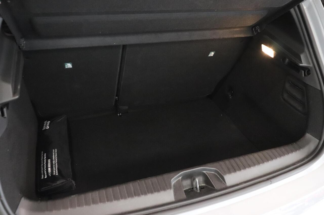 Renault CLIO 1.0 TCe 90 GPF techno | Achteruitrijcamera | Navigatie | Climate Control | Apple Carplay / Android Auto |