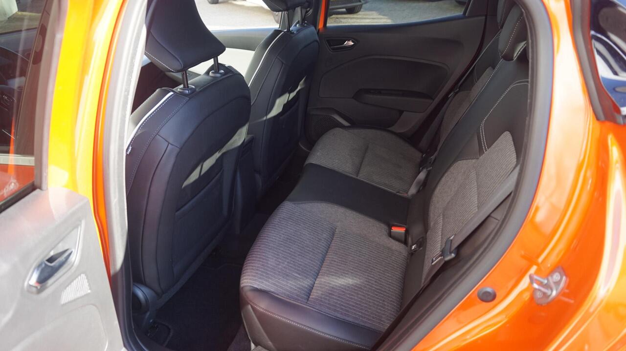 Renault CLIO 1.6 E-Tech Hybrid Automaat 145PK Techno