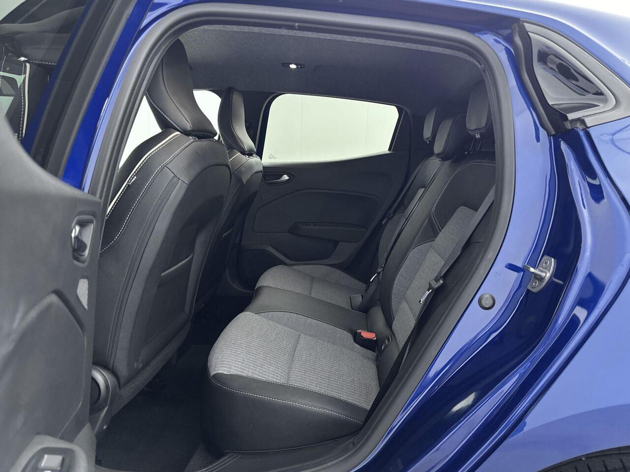 Renault CLIO 1.0 TCe GPF Techno 90PK | Navigatie 9,3'' | Climate Control | Keyless | Achteruitrijcamera | Half-Leder | Apple CarPlay & Android Auto