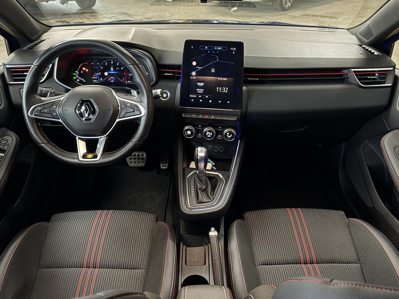 Renault CLIO 1.3 TCe 130pk R.S. Line | Groot Navi | 17" | Camera | PDC V+A | Carplay | Led |