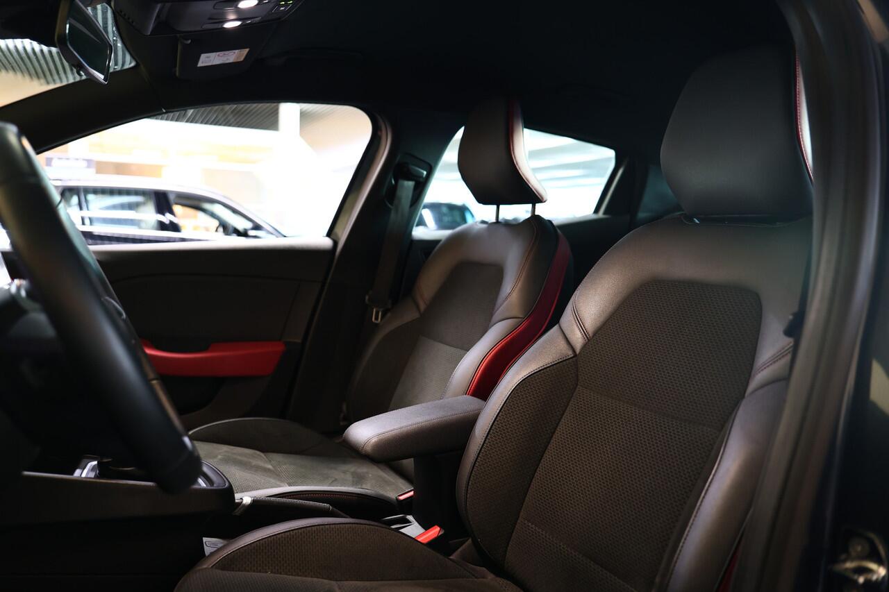 Renault CLIO 1.0 TCe AUT Intens CARPLAY LEER 360CAMERA DAB STOELVW '20