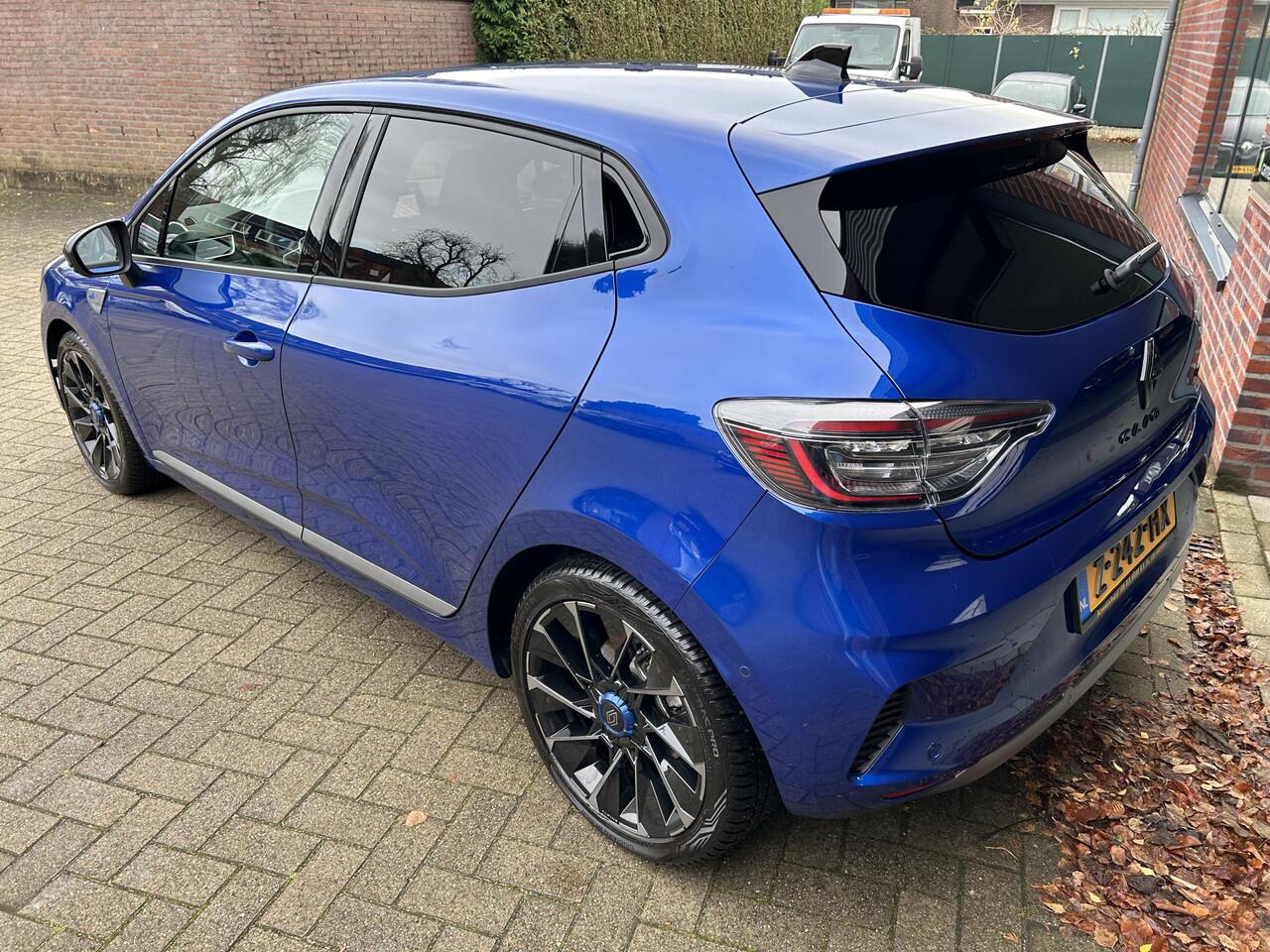 Renault CLIO 1.6 E-Tech Full Hybrid 145 esprit Alpine/Bose/360 Camera/Pack winter/All season