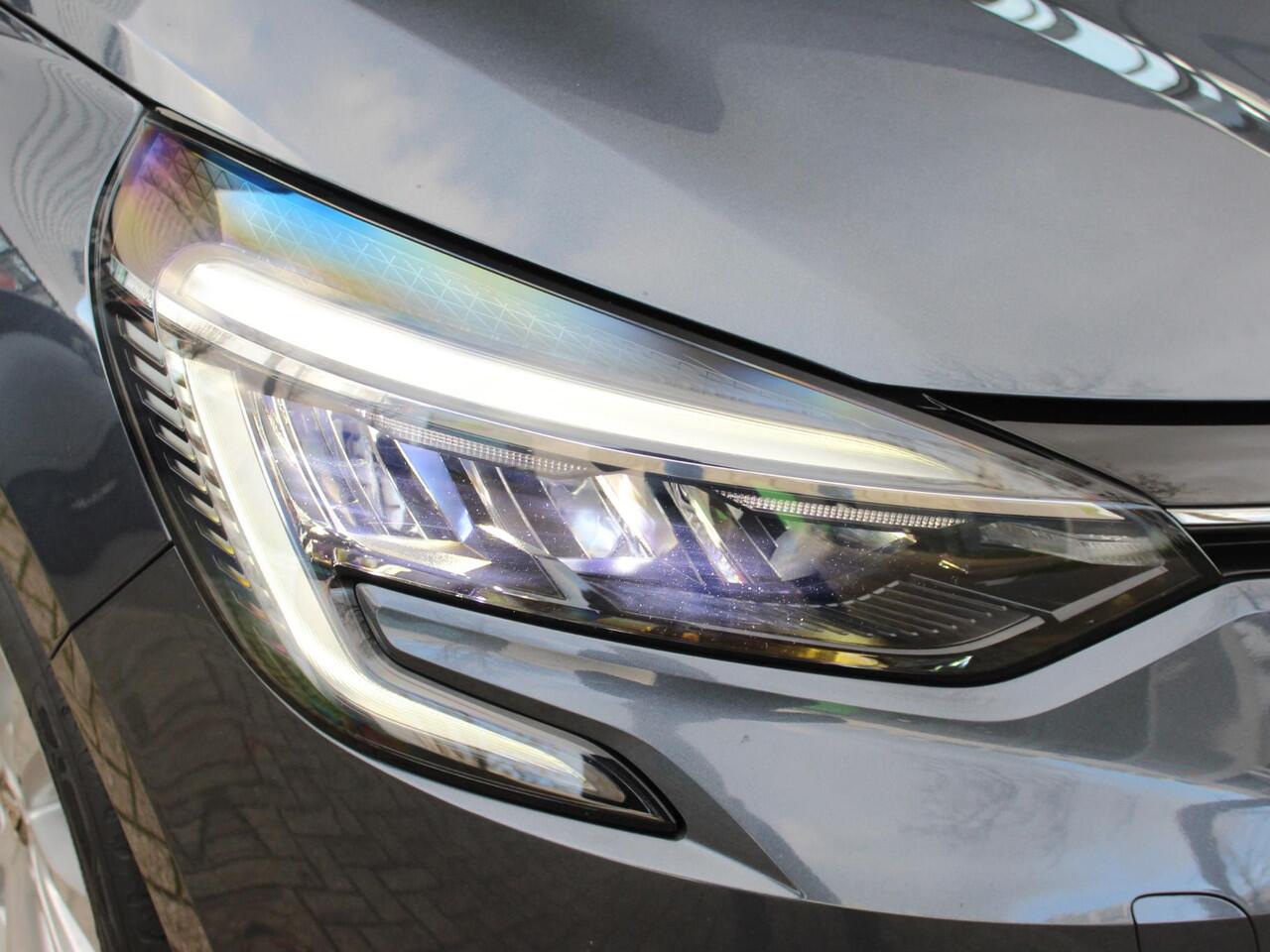 Renault CLIO TCe 90 Intens / DEALER ONDERHOUDEN / NAVI / PDC A / CLIMATE / CRUISE / LED / APPLE CARPLAY/ ANDROID AUTO / KEYLESS / DAB / 16'' LMV