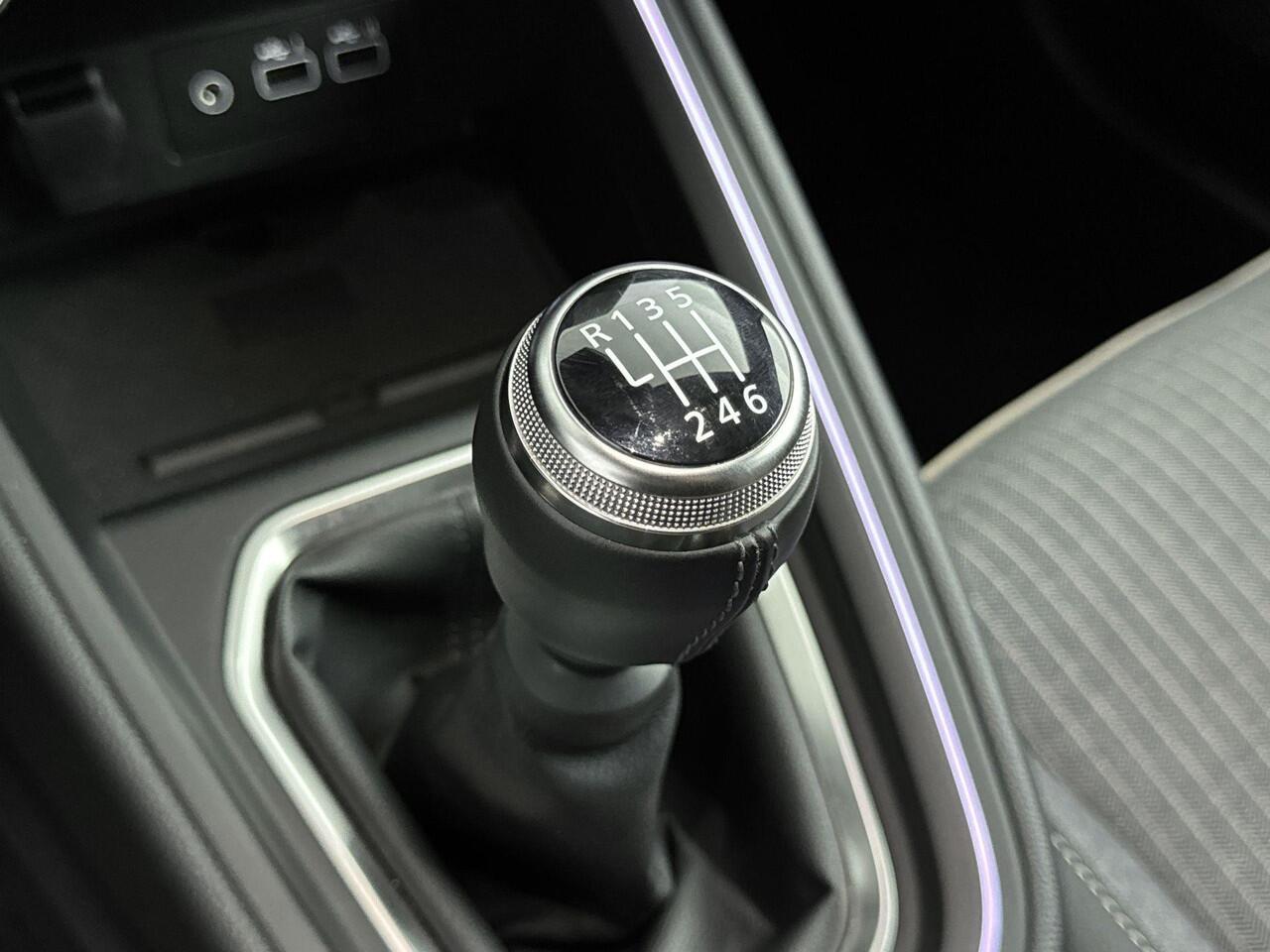 Renault CLIO 1.0 TCe GPF Techno 90PK | Digitale cockpit | Achteruitrijcamera + parkeersensoren | Climate control | 9,3" Scherm | Apple-carplay/Android-auto