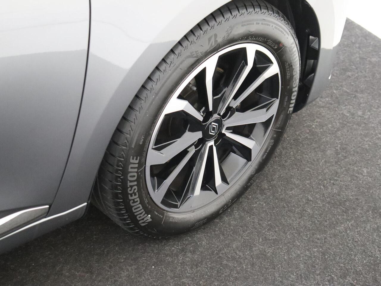 Renault CLIO 1.0 TCe 90 GPF techno | Navigatie | Parkeersensoren & Camera |