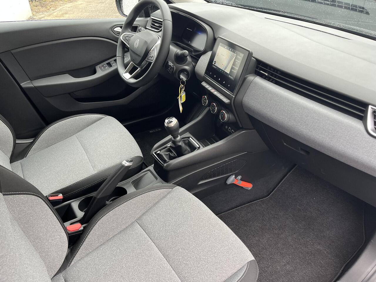 Renault CLIO 1.0 TCe 90 GPF evolution / Demo Zuidoost / Vraag naar beschikbaarheid / Navigatie / Camera / Lichtmetalen velgen