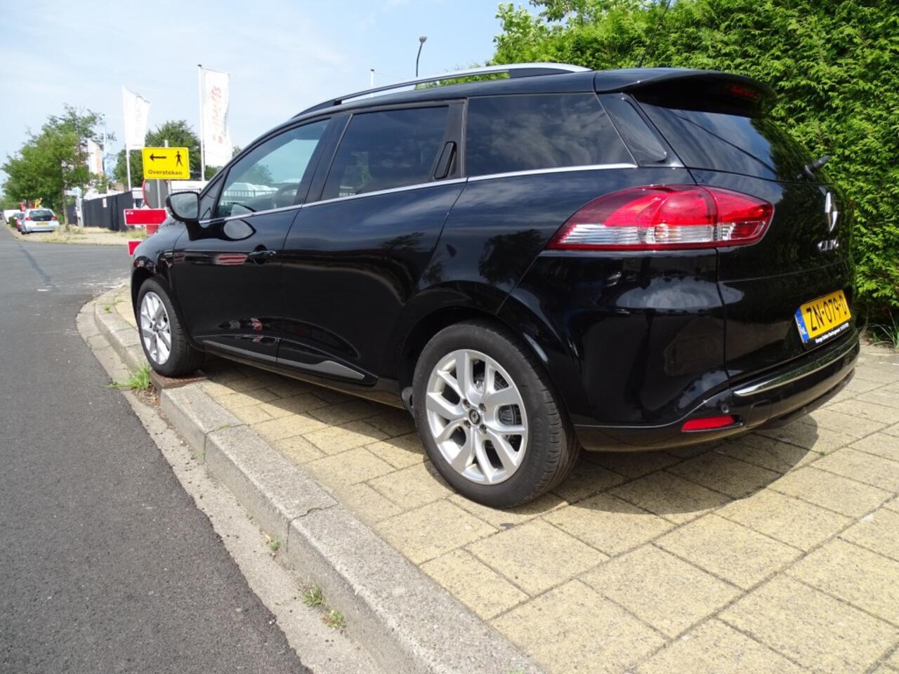 Renault CLIO 0.9 TCE LIMITED-Navi-Pdc-Cruise-Led-Usb/Blth-Led