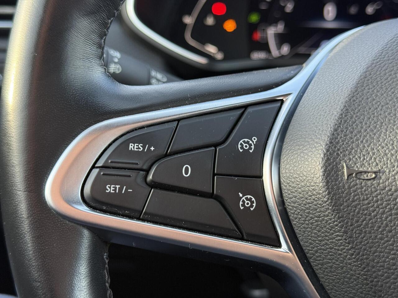 Renault CLIO 1.0 TCe Intens LED | Keyless | Camera | Sensoren rondom