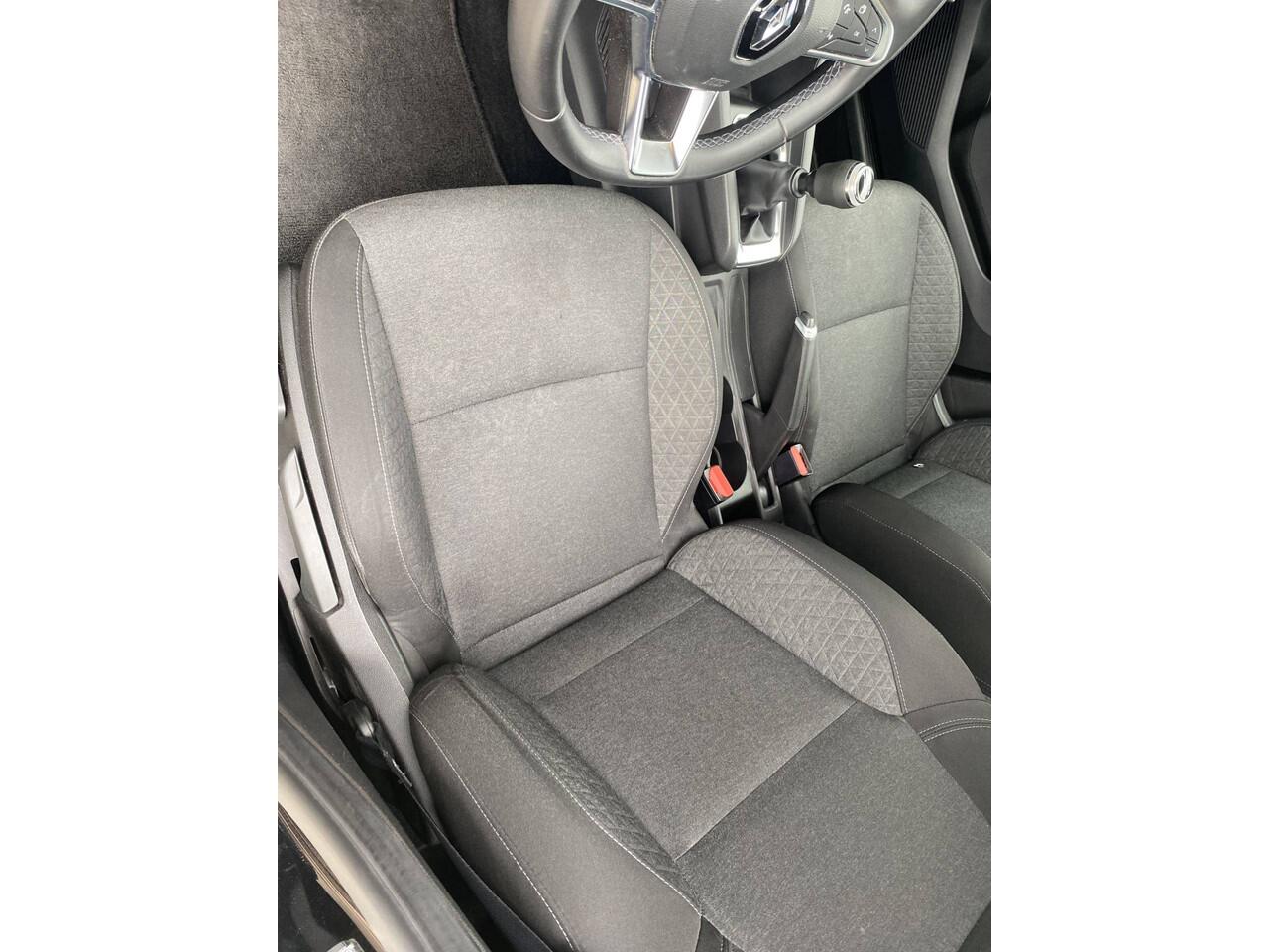 Renault CLIO 1.0 TCe Zen App Connect, Cruise Control & Airco