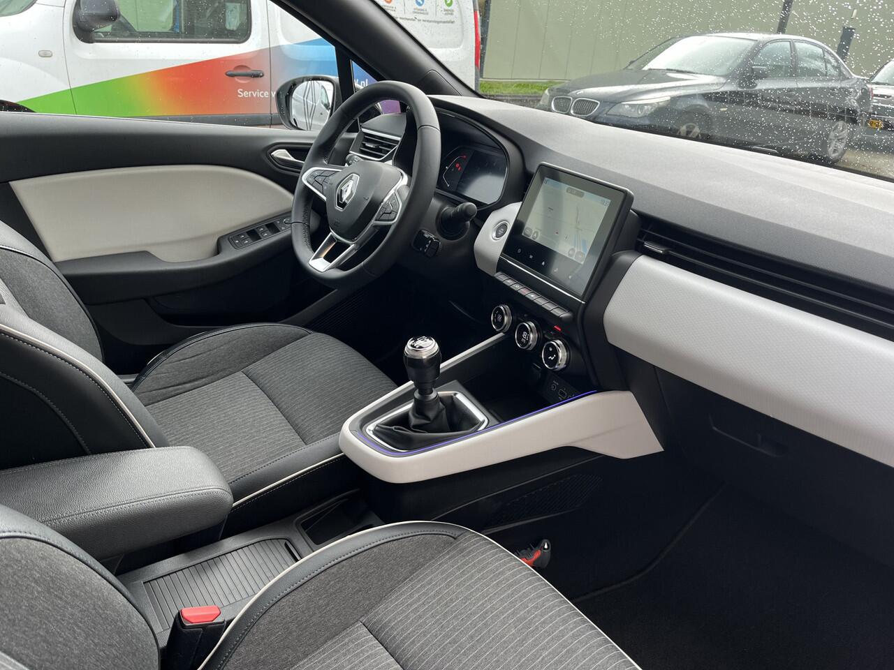 Renault CLIO 1.0 TCe 90 Techno | navigatie | climate controle | achteruitrijcamera | lichtmetalen velgen | incl. Bovag rijklaarpakket met 12 maanden garantie |