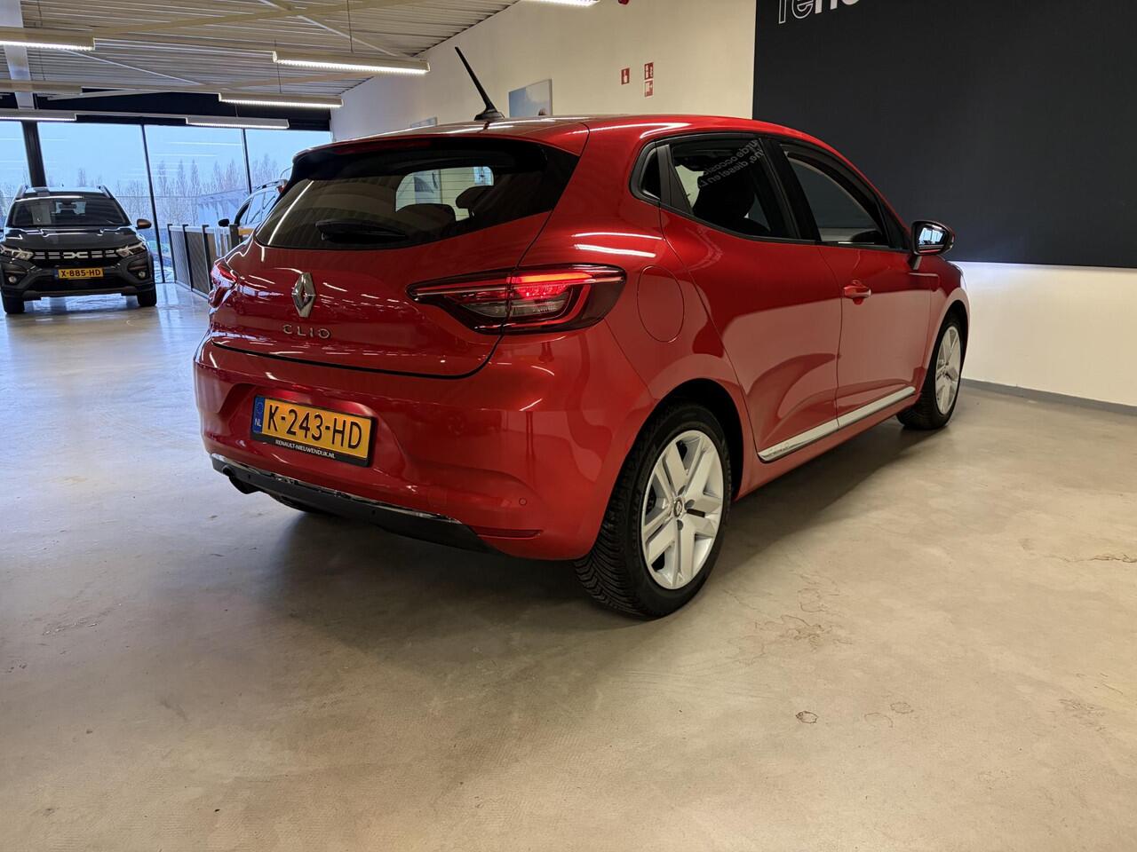 Renault CLIO 1.0 TCe Bi-Fuel Zen APPLE CARPLAY ANDROID AUTO / CRUISE CONTROLE / AIRCO / PARKEERSENSOREN.