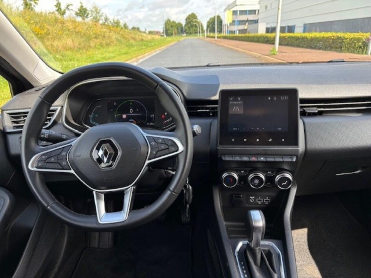 Renault CLIO 1.6 ET H 140 INPARIS Hybrid