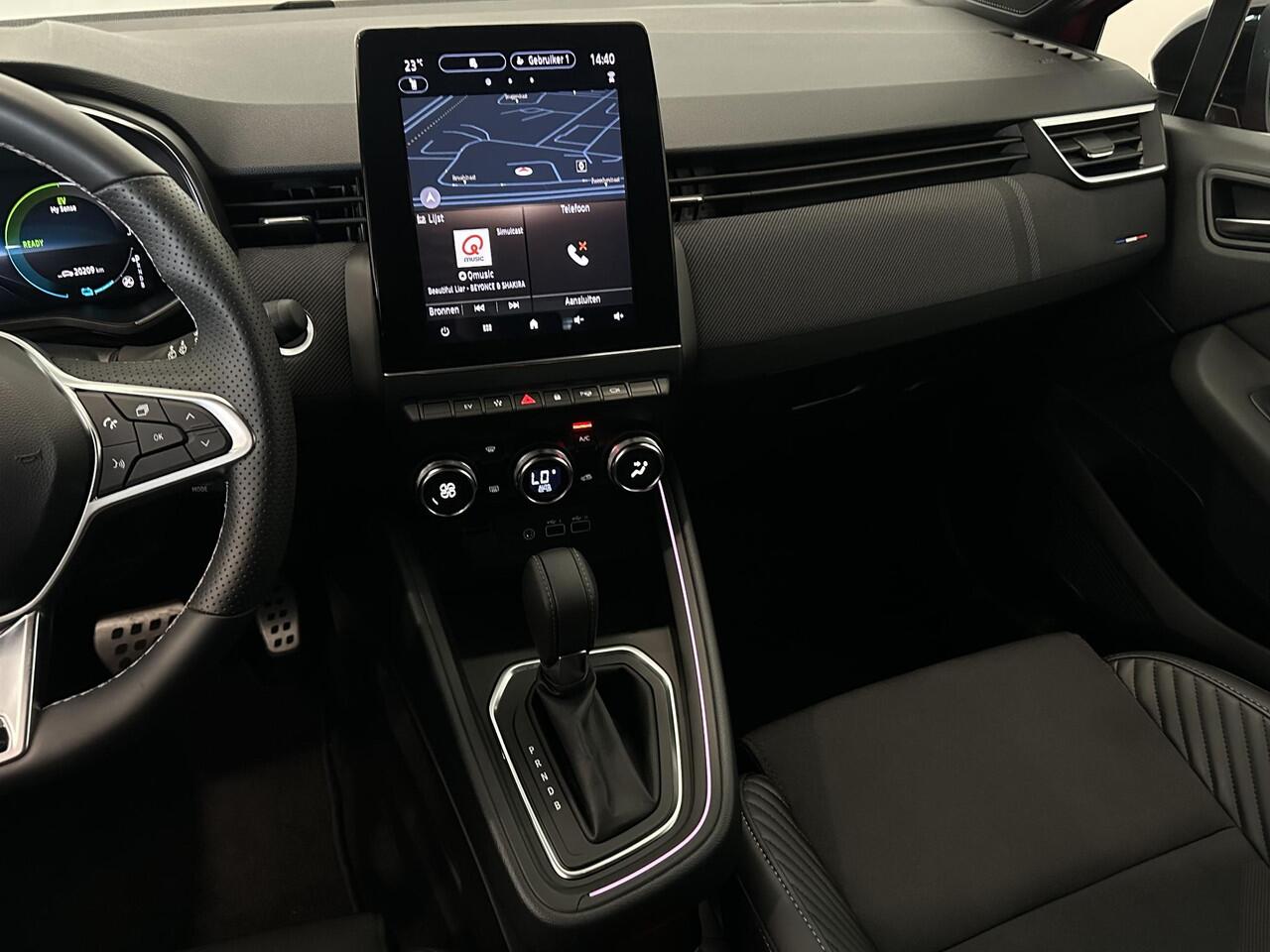 Renault CLIO 1.6 E-Tech Full Hybrid 145 Esprit Alpine | Trekhaak | 360° camera | All season banden | Adaptieve Cruise Control | Apple Carplay/Android Auto