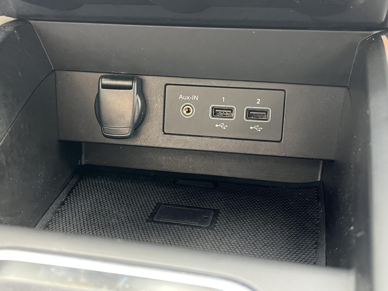 Renault CLIO 1.0 TCe 90 Techno Camera Apple Carplay/Android Auto LED koplampen Cruise control ECC