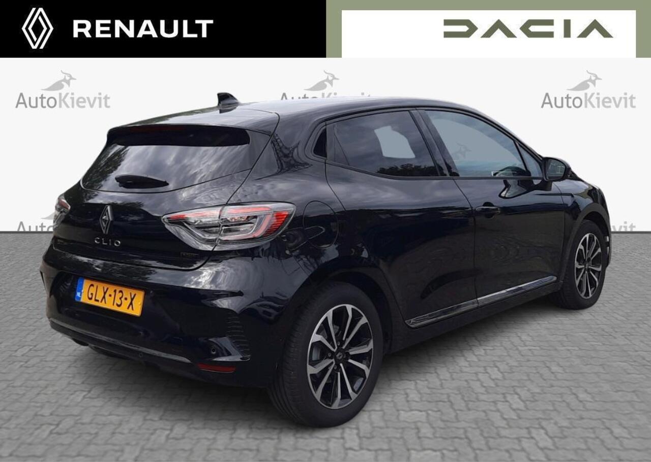 Renault CLIO 1.6 E-Tech Full Hybrid 145 techno
