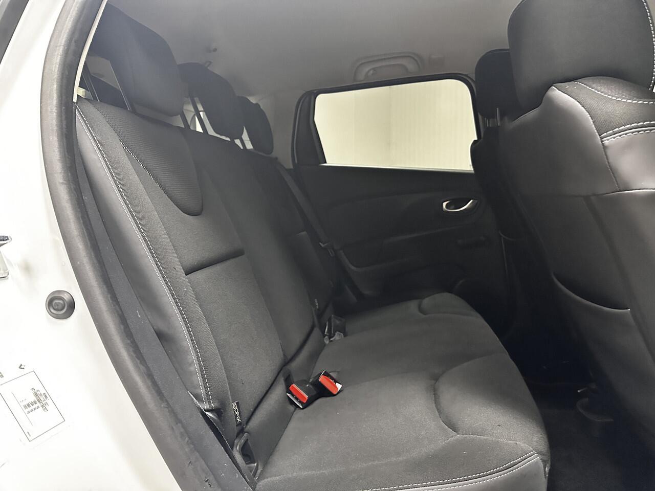 Renault CLIO Estate 0.9 TCe Zen/ Apple + Android/ Navi/ Airco/ DAB+/ Cruise/ Elek. pakket/ Isofix/ Bluetooth/ Multi. Stuur/