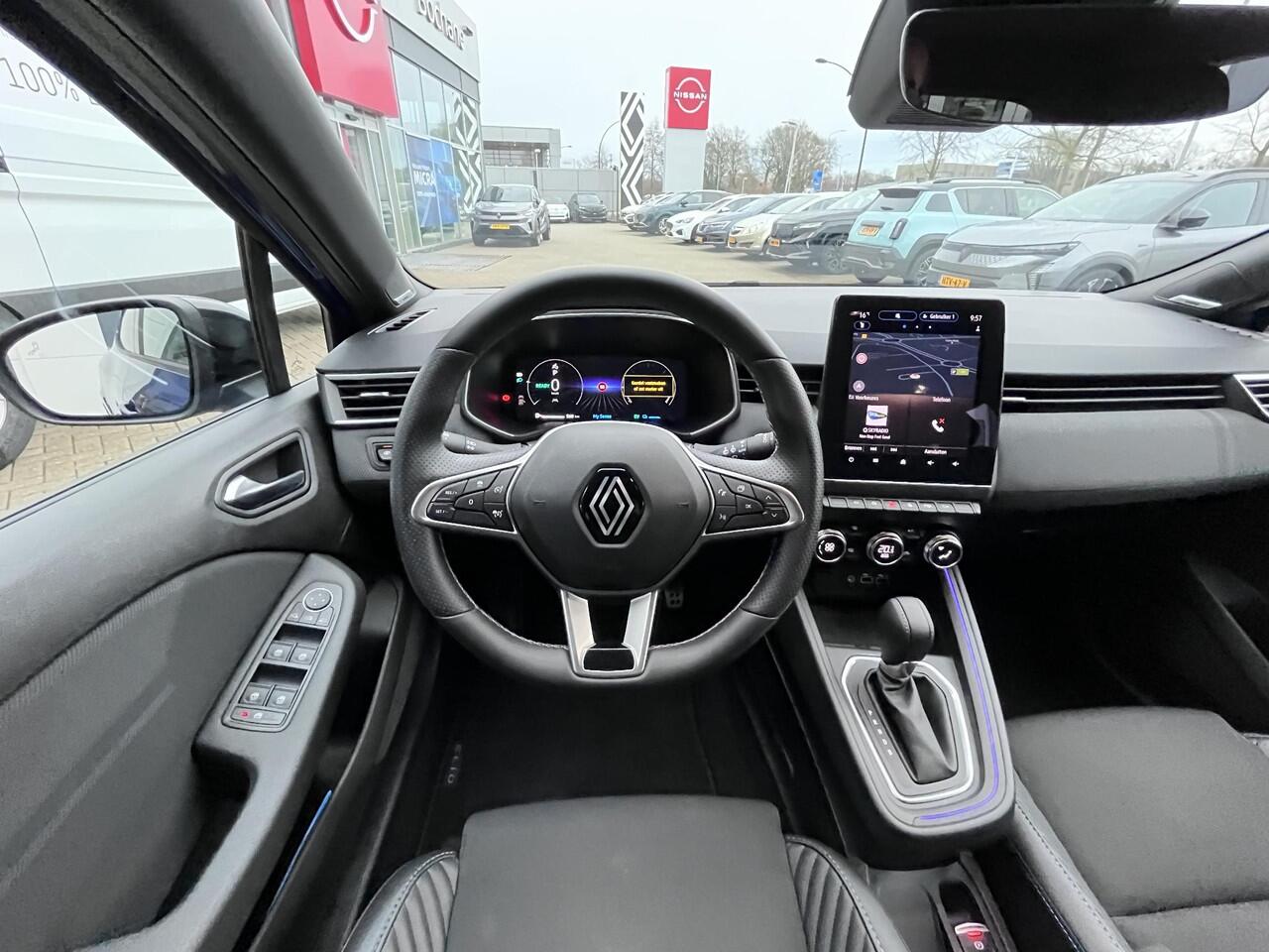 Renault CLIO 1.6 E-Tech Full Hybrid 145 esprit Alpine Navigatie / Climate control / Cruise control